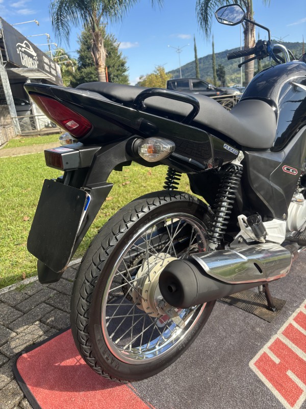 CG 150 TITAN ESD - 2015 - FELIZ