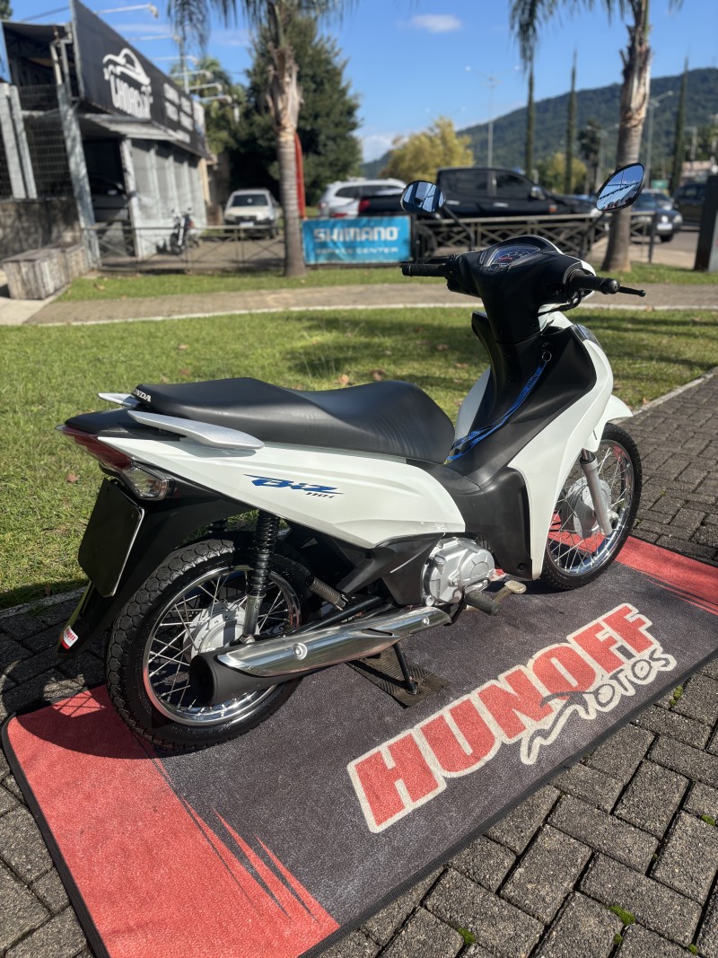 BIZ 110I  - 2021 - FELIZ