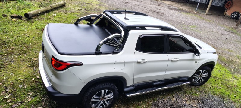 TORO 2.0 16V TURBO DIESEL FREEDOM 4WD AT9 AUTOMÁTICO - 2019 - CAXIAS DO SUL