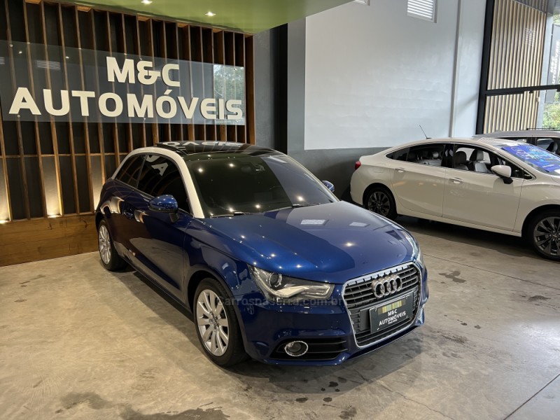 A1 1.4 TFSI ATTRACTION 16V 122CV GASOLINA 2P AUTOMÁTICO - 2012 - CAXIAS DO SUL