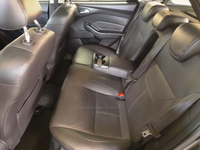 FOCUS 2.0 TITANIUM HATCH 16V FLEX 4P AUTOMÁTICO - 2017 - CAXIAS DO SUL