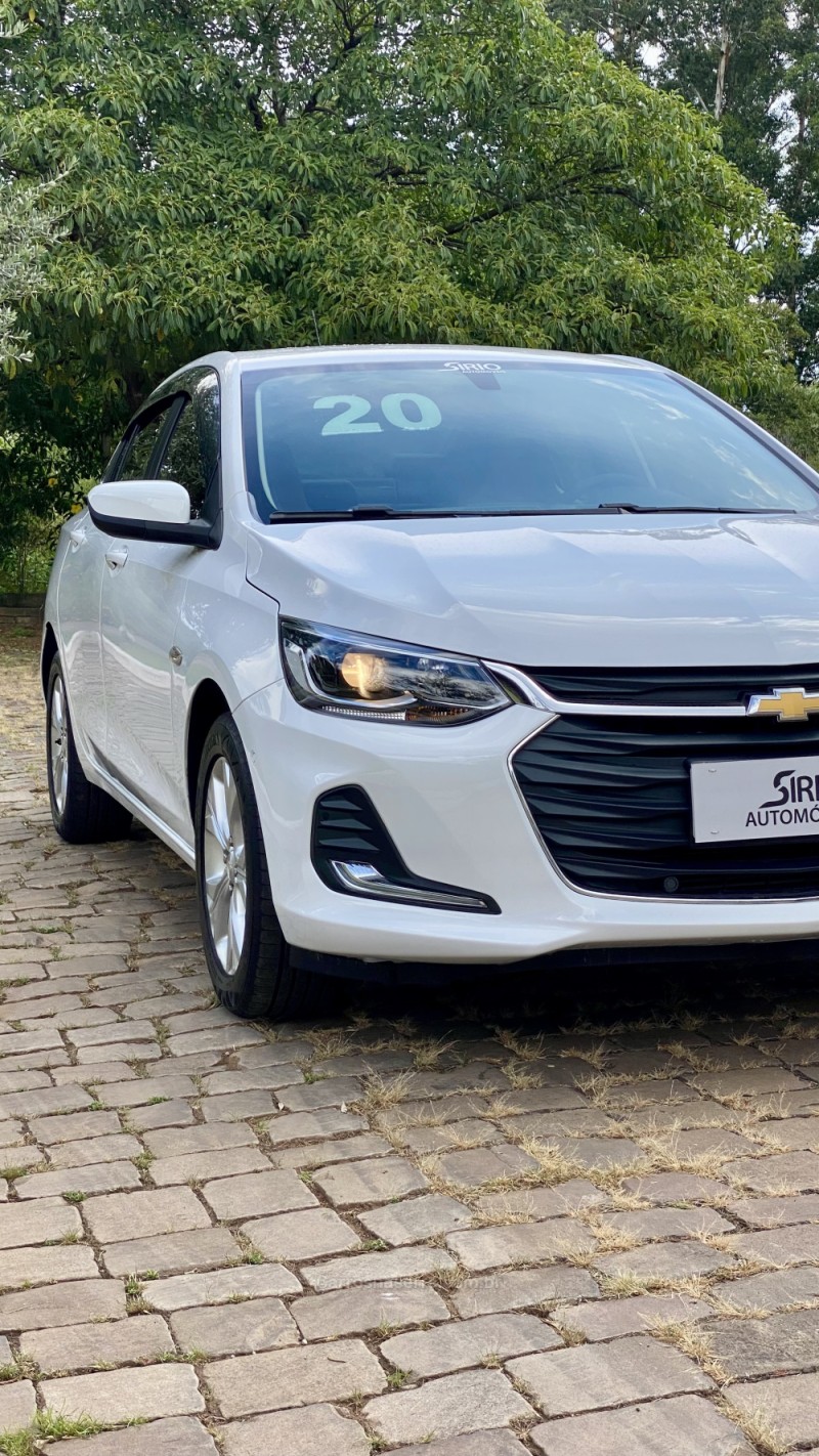 ONIX 1.0	PREMIER II PLUS 12V TURBO FLEX 4P AUTOMÁTICO - 2020 - LAJEADO