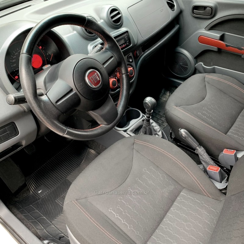 UNO 1.4 SPORTING 8V FLEX 4P AUTOMÁTICO - 2013 - FLORES DA CUNHA