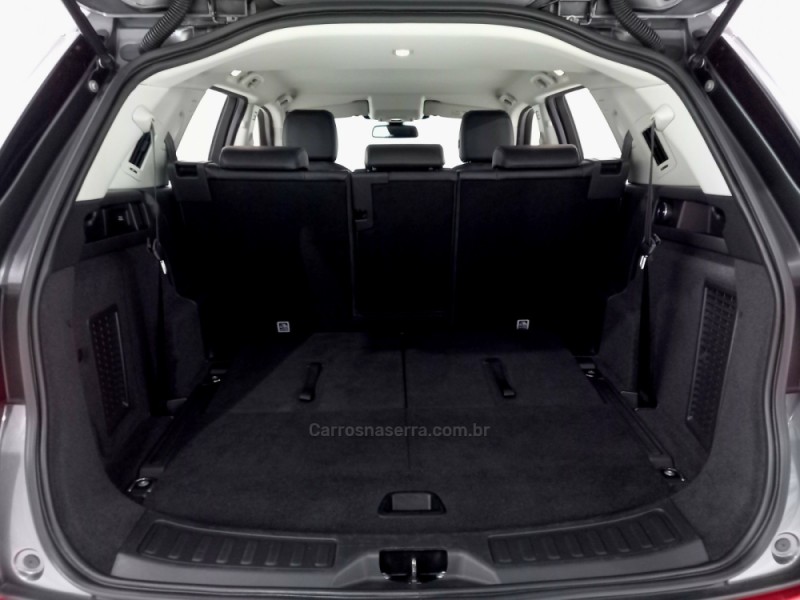 DISCOVERY SPORT 2.0 16V SI4 TURBO GASOLINA SE 4P AUTOMÁTICO - 2019 - PORTO ALEGRE