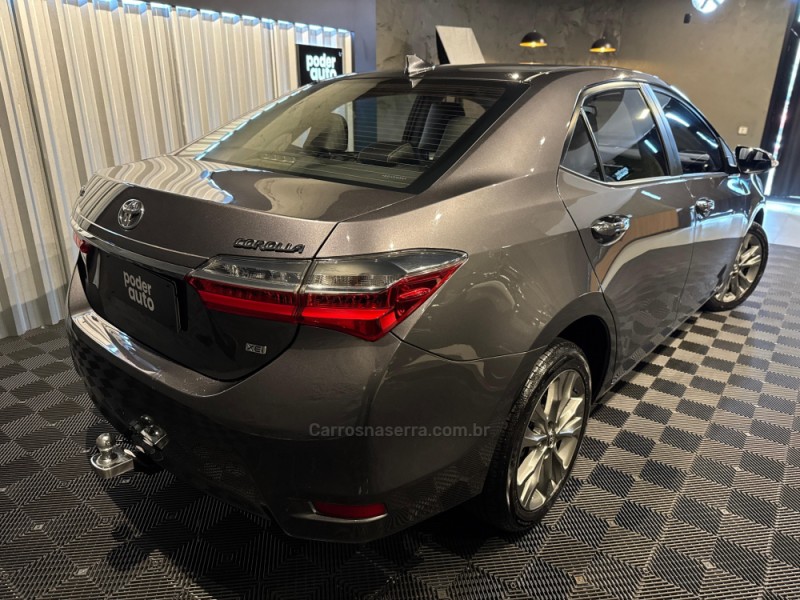 COROLLA 2.0 XEI 16V FLEX 4P AUTOMÁTICO - 2019 - FARROUPILHA