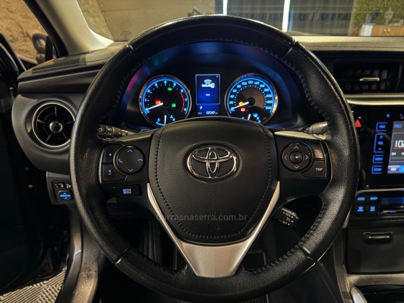 COROLLA 2.0 XEI 16V FLEX 4P AUTOMÁTICO - 2019 - FARROUPILHA