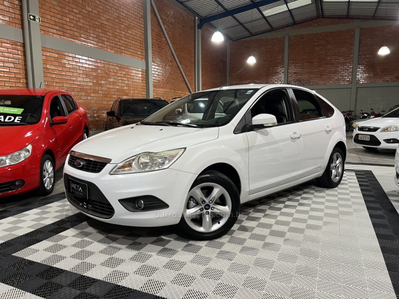 FOCUS 1.6 S 16V FLEX 4P MANUAL
