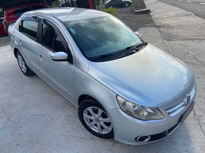 voyage 1.6 mi 8v flex 4p automatizado 2010 caxias do sul