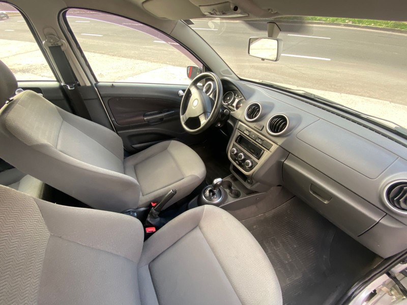 VOYAGE 1.6 MI 8V FLEX 4P AUTOMATIZADO - 2010 - CAXIAS DO SUL