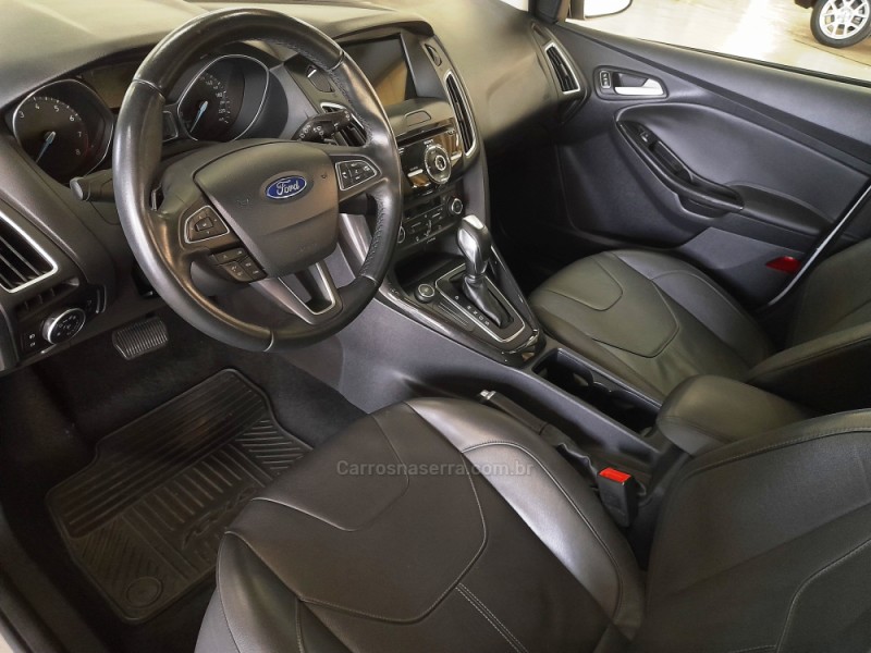 FOCUS 2.0 TITANIUM HATCH 16V FLEX 4P AUTOMÁTICO - 2018 - CAXIAS DO SUL