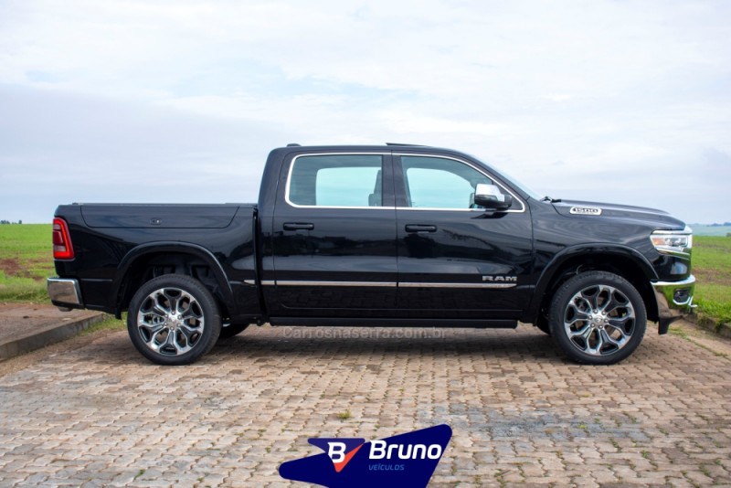 1500 5.7 V8 LIMITED CD 4X4 GASOLINA 4P AUTOMÁTICO - 2023 - PALMEIRA DAS MISSõES