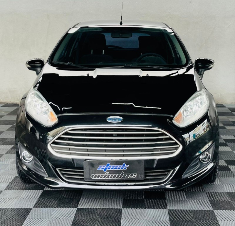 FIESTA 1.6 MPI 8V GASOLINA 4P MANUAL - 2014 - NOVO HAMBURGO