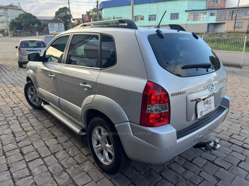 TUCSON 2.0 MPFI GLS BASE 16V 143CV 2WD FLEX 4P AUTOMÁTICO - 2015 - SãO MARCOS
