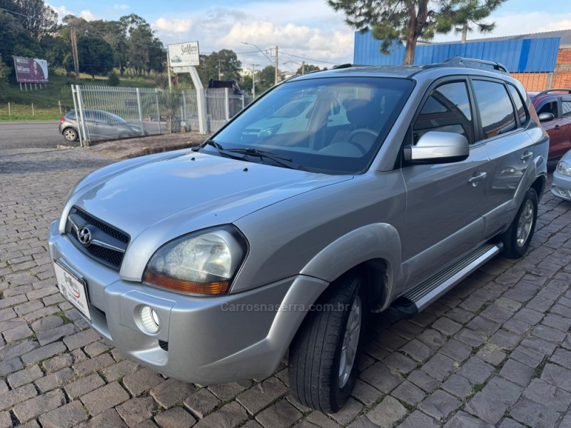 TUCSON 2.0 MPFI GLS BASE 16V 143CV 2WD FLEX 4P AUTOMÁTICO - 2015 - SãO MARCOS