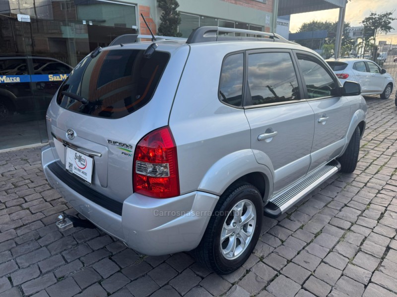 TUCSON 2.0 MPFI GLS BASE 16V 143CV 2WD FLEX 4P AUTOMÁTICO - 2015 - SãO MARCOS