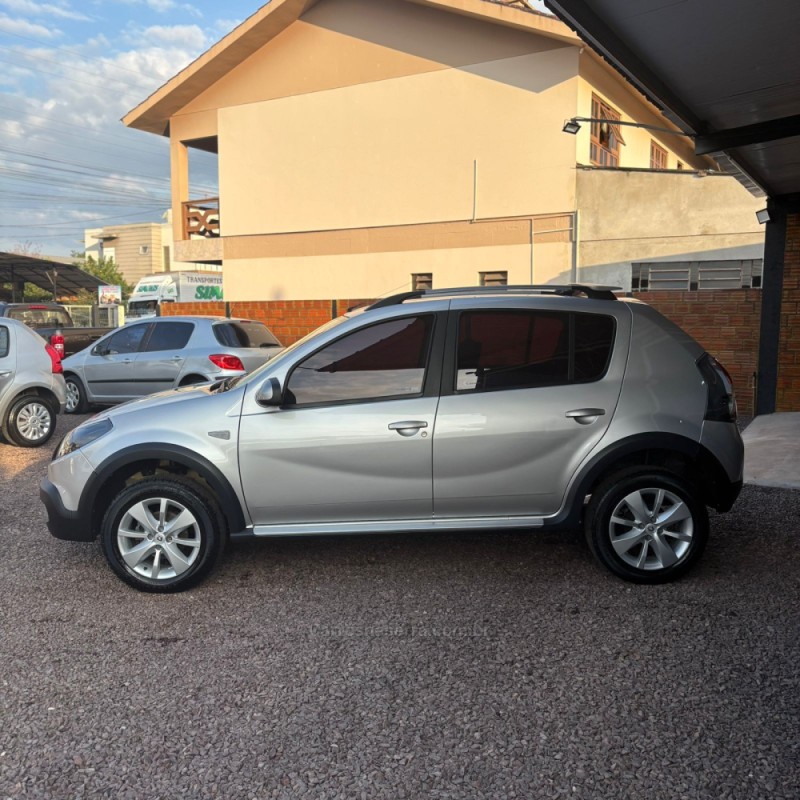 SANDERO 1.6 STEPWAY 16V FLEX 4P MANUAL - 2012 - LAJEADO