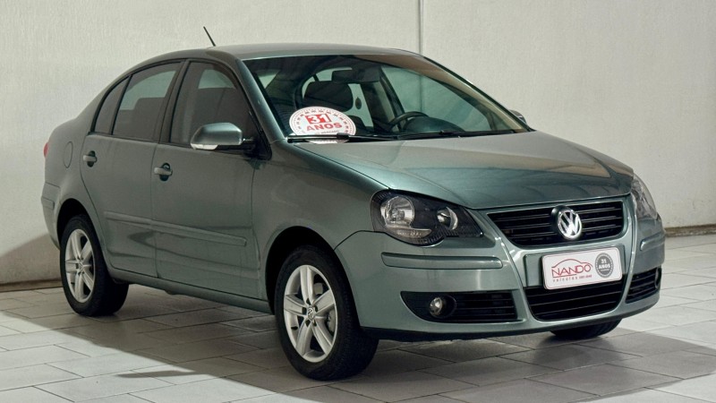 POLO SEDAN 1.6 8V GASOLINA 4P MANUAL - 2011 - ESTâNCIA VELHA
