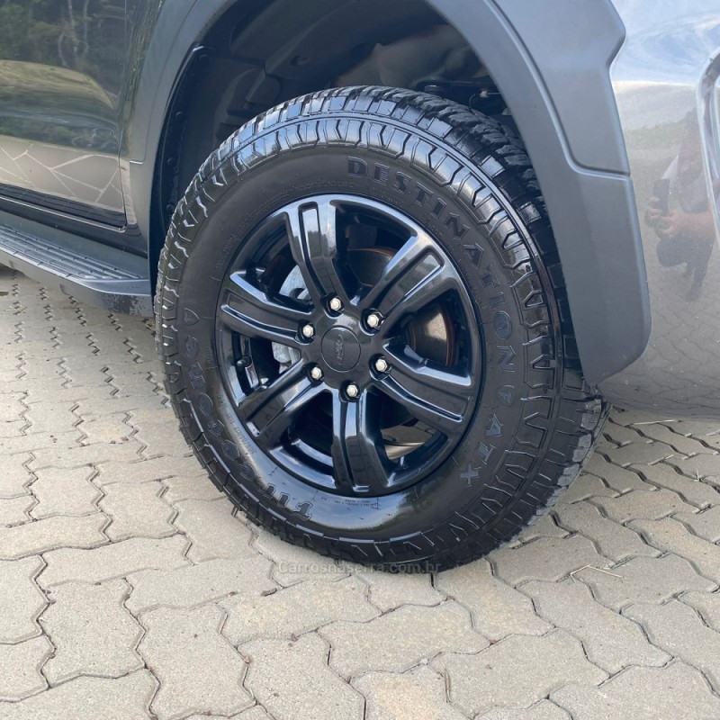 RANGER 3.2 STORM 4X4 CD 20V DIESEL 4P AUTOMÁTICO - 2022 - LAJEADO