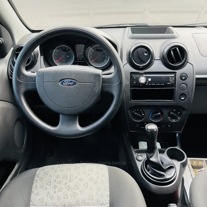FIESTA 1.6 ROCAM SE PLUS 8V FLEX 4P MANUAL - 2012 - NOVO HAMBURGO