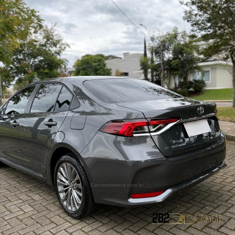 COROLLA 2.0 XEI 16V FLEX 4P AUTOMÁTICO - 2024 - FARROUPILHA
