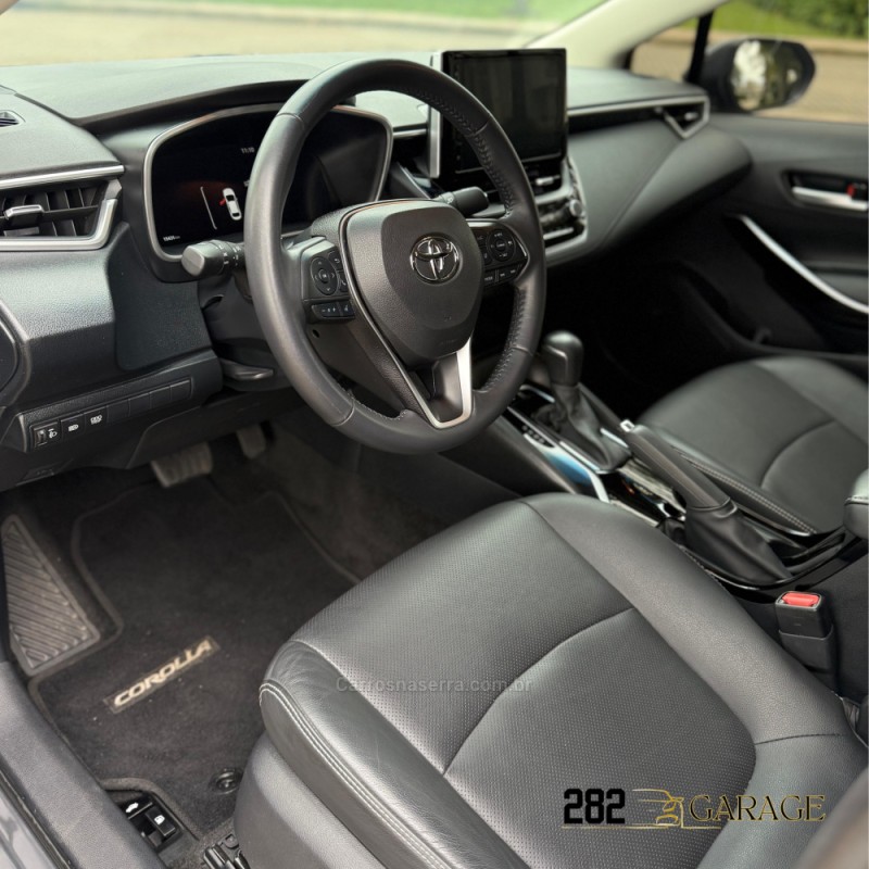 COROLLA 2.0 XEI 16V FLEX 4P AUTOMÁTICO - 2024 - FARROUPILHA