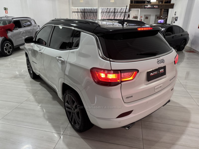 COMPASS 2.0 OVERLAND HURRICANE 4X4 TURBO GASOLINA 4P AUTOMÁTICO - 2025 - CAXIAS DO SUL