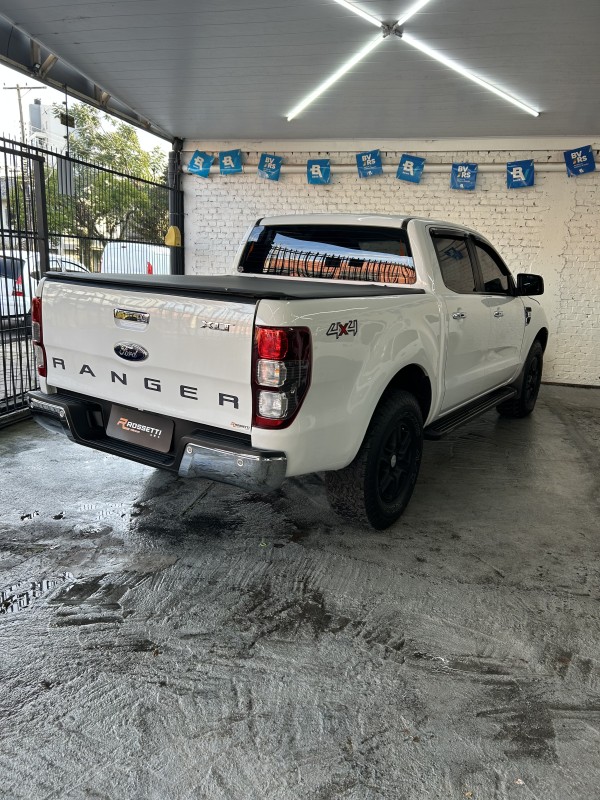 RANGER 3.2 XLT 4X4 CD 20V DIESEL 4P AUTOMÁTICO - 2015 - CAXIAS DO SUL