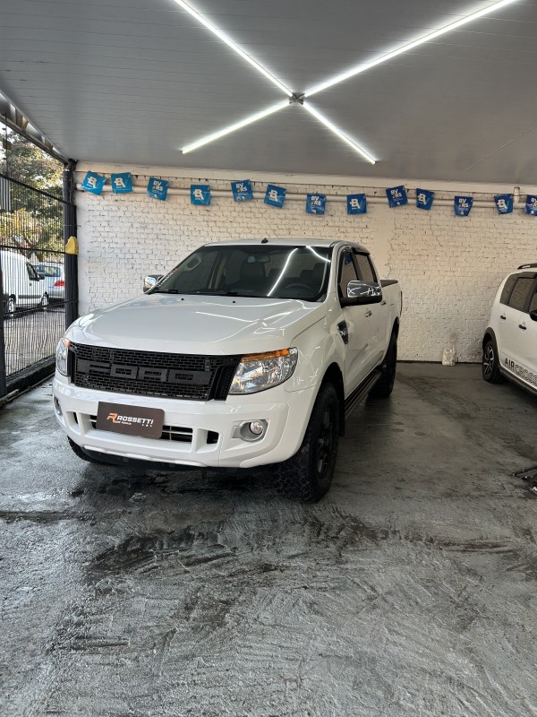 RANGER 3.2 XLT 4X4 CD 20V DIESEL 4P AUTOMÁTICO - 2015 - CAXIAS DO SUL