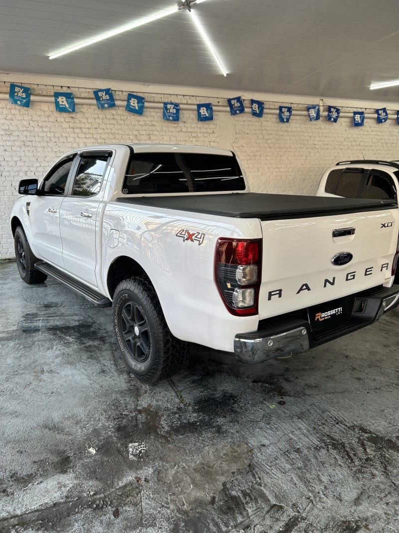 RANGER 3.2 XLT 4X4 CD 20V DIESEL 4P AUTOMÁTICO - 2015 - CAXIAS DO SUL