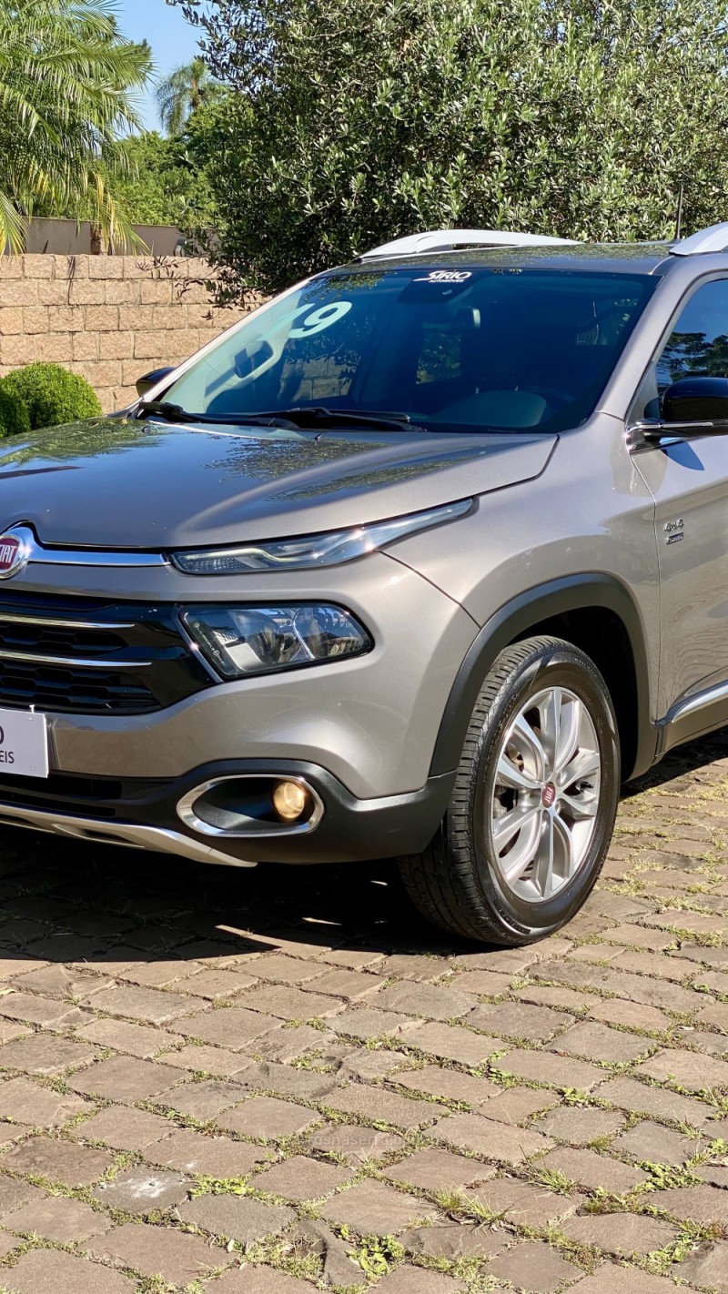 TORO 2.0 16V TURBO DIESEL VOLCANO 4WD AUTOMÁTICO - 2019 - LAJEADO