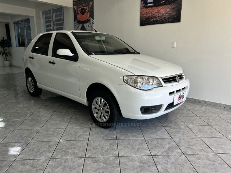 PALIO 1.0 MPI FIRE CELEBRATION ECONOMY 8V FLEX 4P MANUAL - 2014 - NOVA PRATA