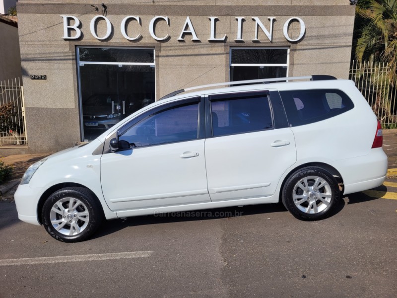 grand livina 1.8 s 16v flex 4p manual 2013 flores da cunha