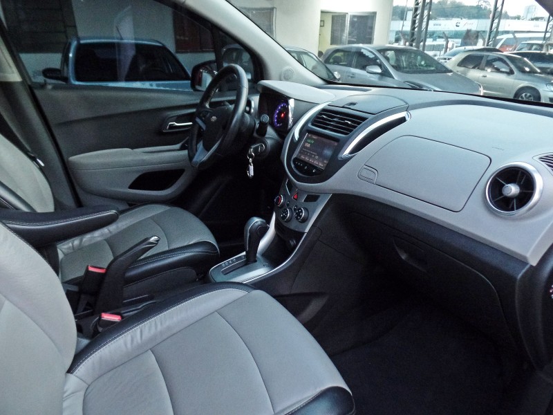 TRACKER 1.8 MPFI LTZ 4X2 16V FLEX 4P AUTOMÁTICO - 2015 - CAXIAS DO SUL