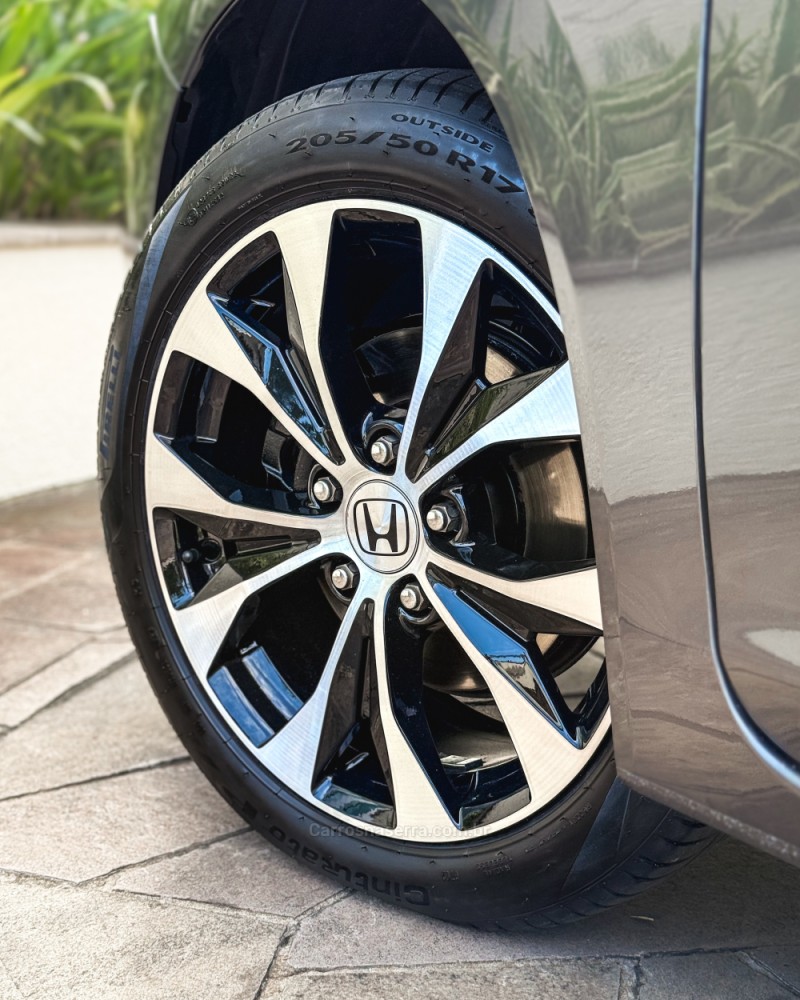 CIVIC 2.0 LXR 16V FLEX 4P AUTOMÁTICO - 2016 - NOVO HAMBURGO