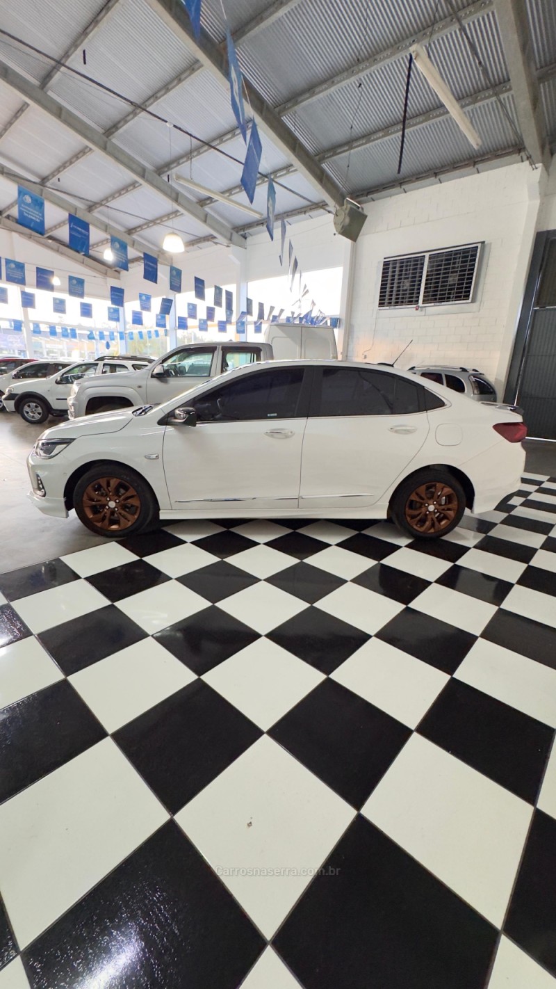ONIX 1.0	PREMIER PLUS 8V TURBO FLEX 4P AUTOMÁTICO - 2024 - MONTENEGRO