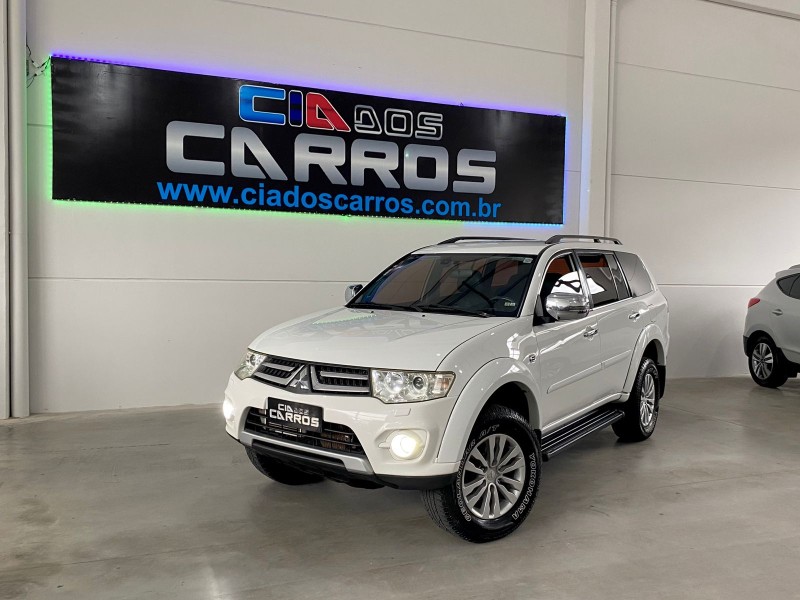 PAJERO DAKAR 3.2 HPE 4X4 7 LUGARES 16V TURBO INTERCOOLER DIESEL 4P AUTOMÁTICO - 2015 - LAJEADO