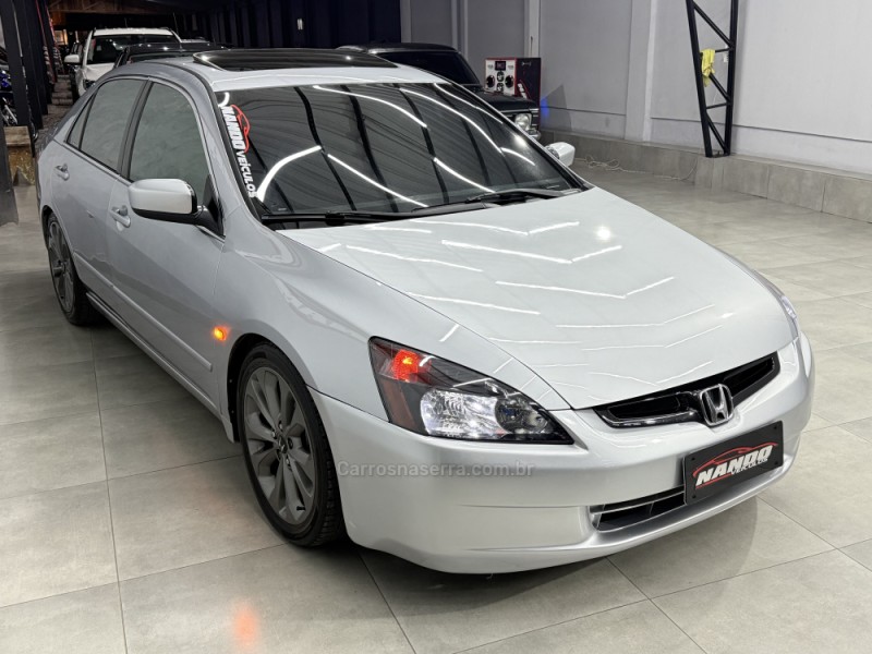 ACCORD 3.0 EX SEDAN V6 24V GASOLINA 4P AUTOMÁTICO - 2004 - SAPIRANGA