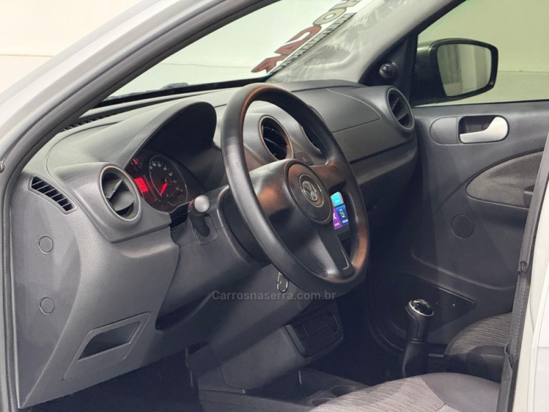 VOYAGE 1.0 MI CITY 8V FLEX 4P MANUAL - 2013 - ESTâNCIA VELHA
