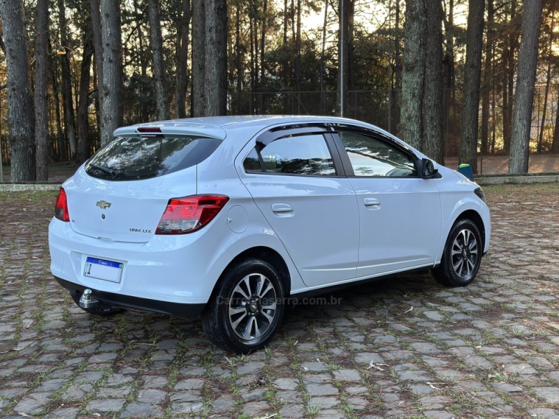 ONIX 1.4 MPFI LTZ 8V FLEX 4P MANUAL - 2015 - CAXIAS DO SUL