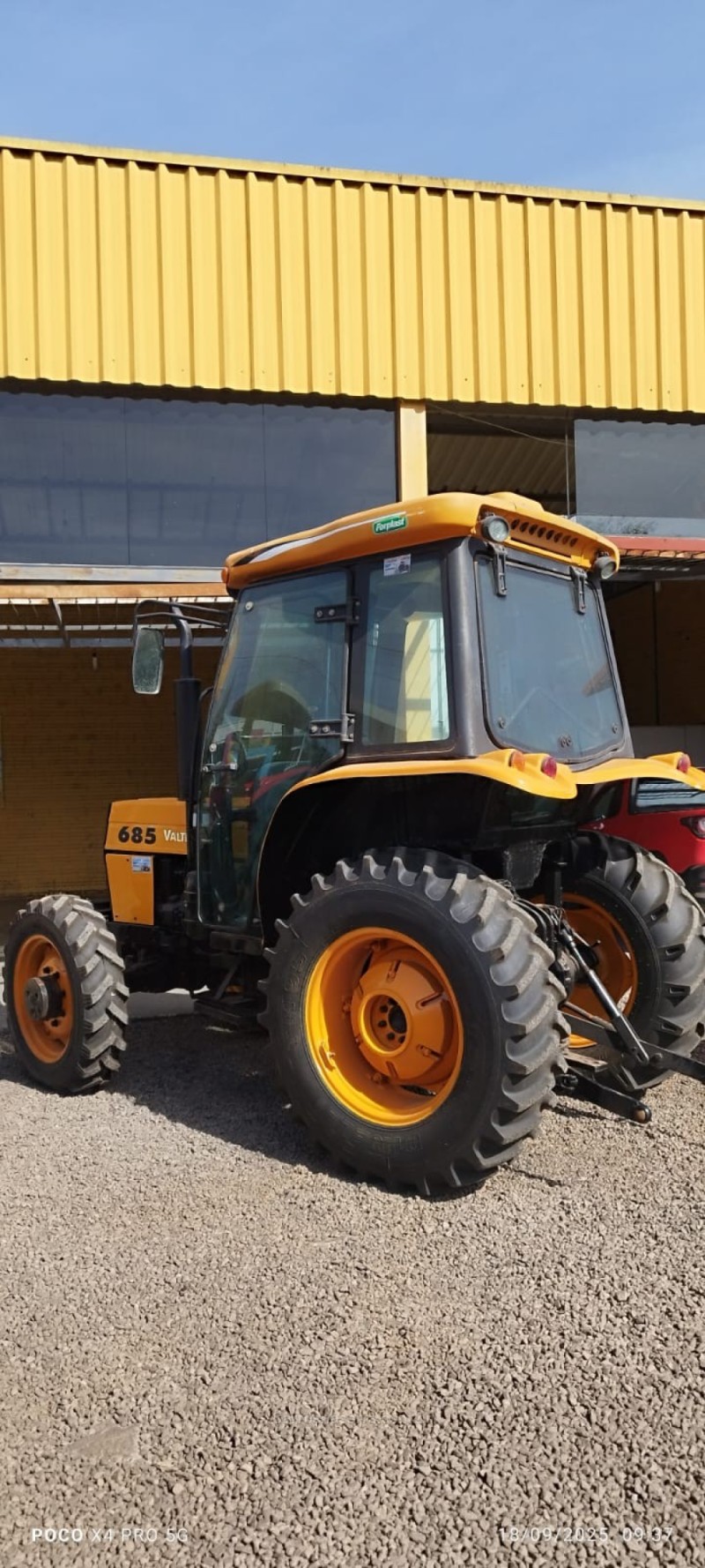 TRATOR 685  - 1995 - GUAPORé
