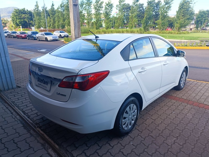 HB20S 1.6 COMFORT PLUS 16V FLEX 4P MANUAL - 2015 - BOM PRINCíPIO