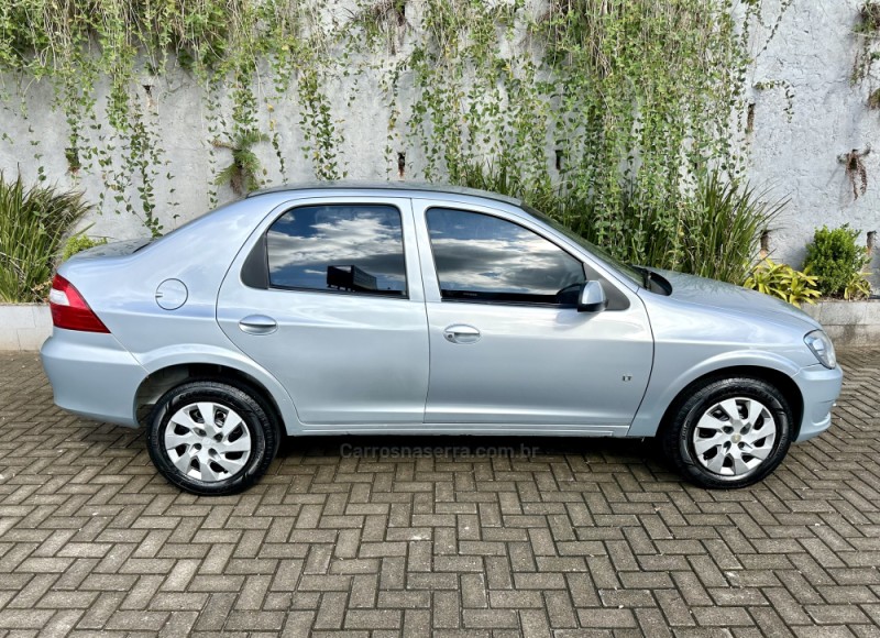 PRISMA 1.4 MPFI LT 8V FLEX 4P MANUAL - 2012 - SAPIRANGA