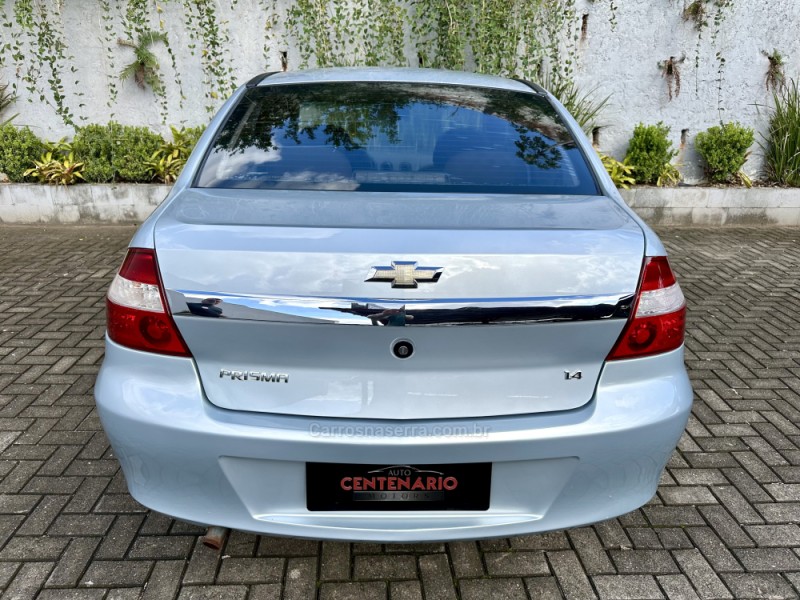 PRISMA 1.4 MPFI LT 8V FLEX 4P MANUAL - 2012 - SAPIRANGA