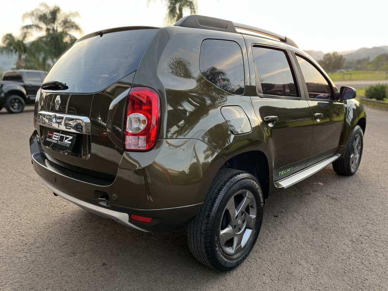 DUSTER 2.0 TECH ROAD 4X2 16V FLEX 4P MANUAL - 2014 - BOM PRINCíPIO