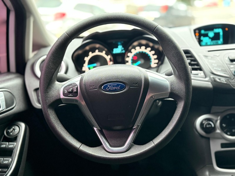 FIESTA 1.6 SE HATCH PLUS 16V FLEX 4P MANUAL - 2016 - LAGOA VERMELHA