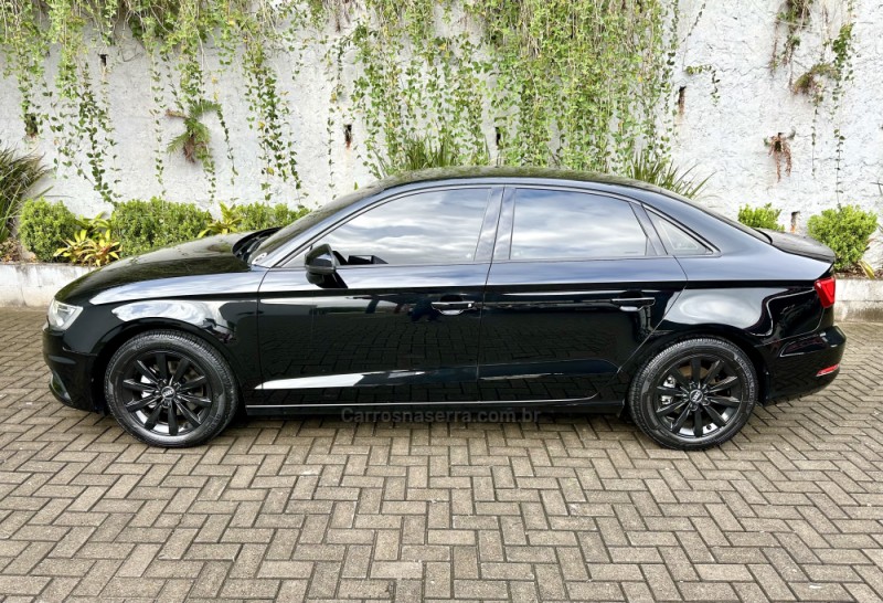 A3 1.4 TFSI SEDAN 16V GASOLINA 4P S-TRONIC - 2016 - SAPIRANGA