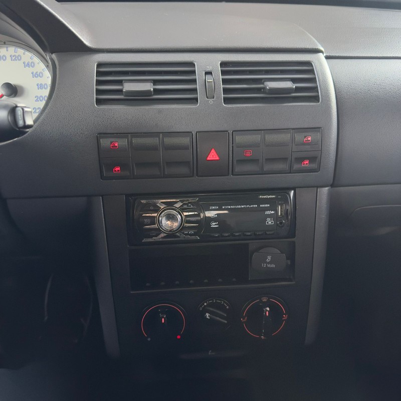 GOL 1.6 MI POWER 8V FLEX 4P MANUAL G.IV - 2003 - CAXIAS DO SUL