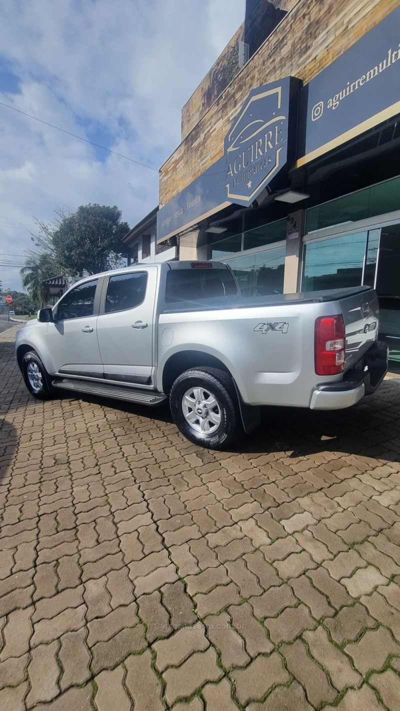 S10 2.8 LT 4X4 CD 16V TURBO DIESEL 4P MANUAL - 2014 - PASSO FUNDO