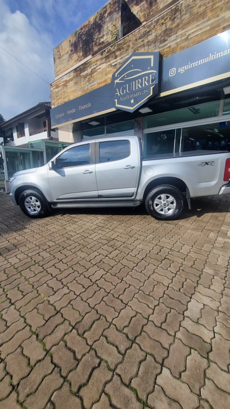 S10 2.8 LT 4X4 CD 16V TURBO DIESEL 4P MANUAL - 2014 - PASSO FUNDO