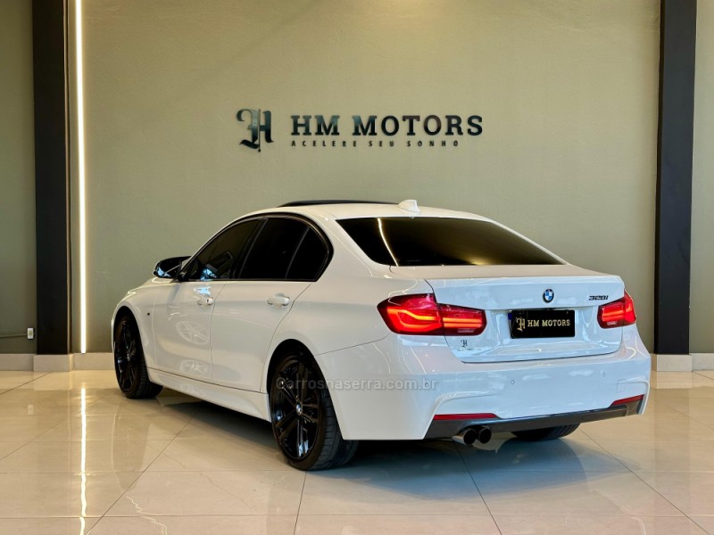 328I 2.0 M SPORT 16V ACTIVEFLEX 4P AUTOMÁTICO - 2018 - CAXIAS DO SUL